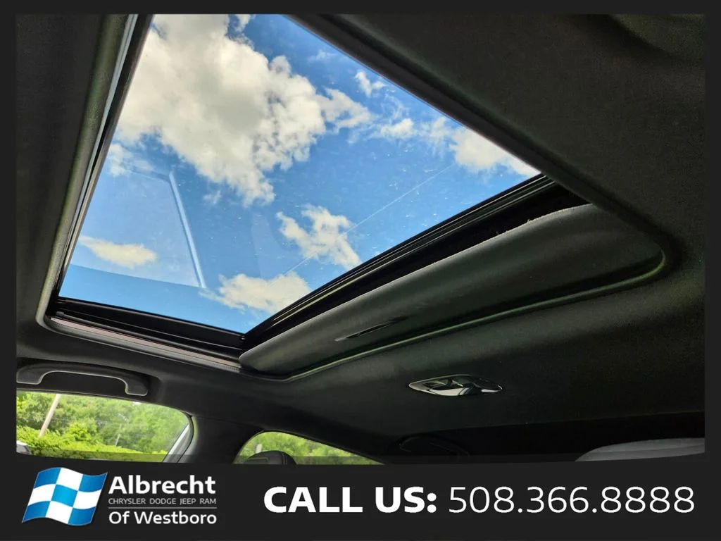 Used 2025 White Subaru Wilderness image 20