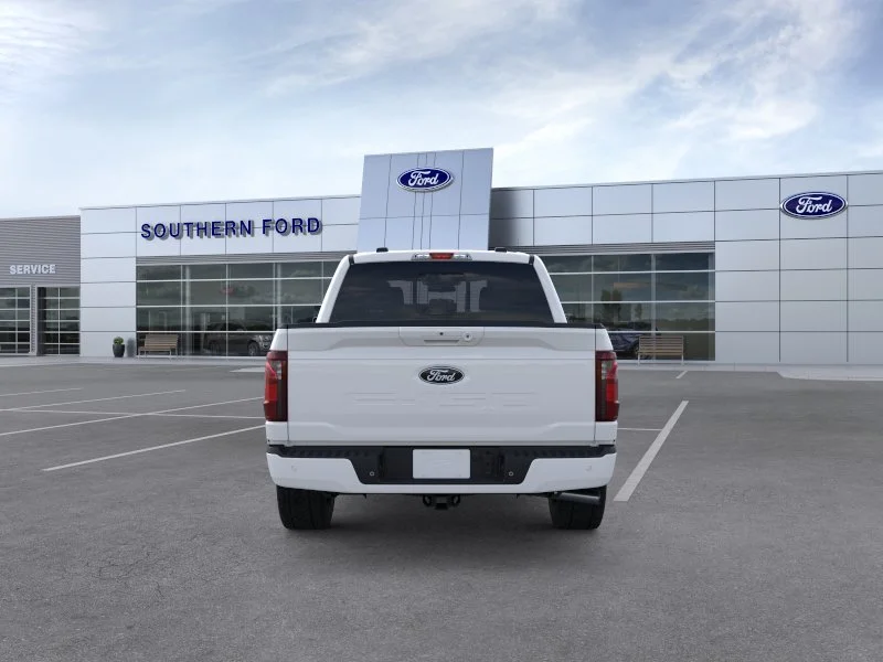 New 2026 Oxford White Ford XLT image 13