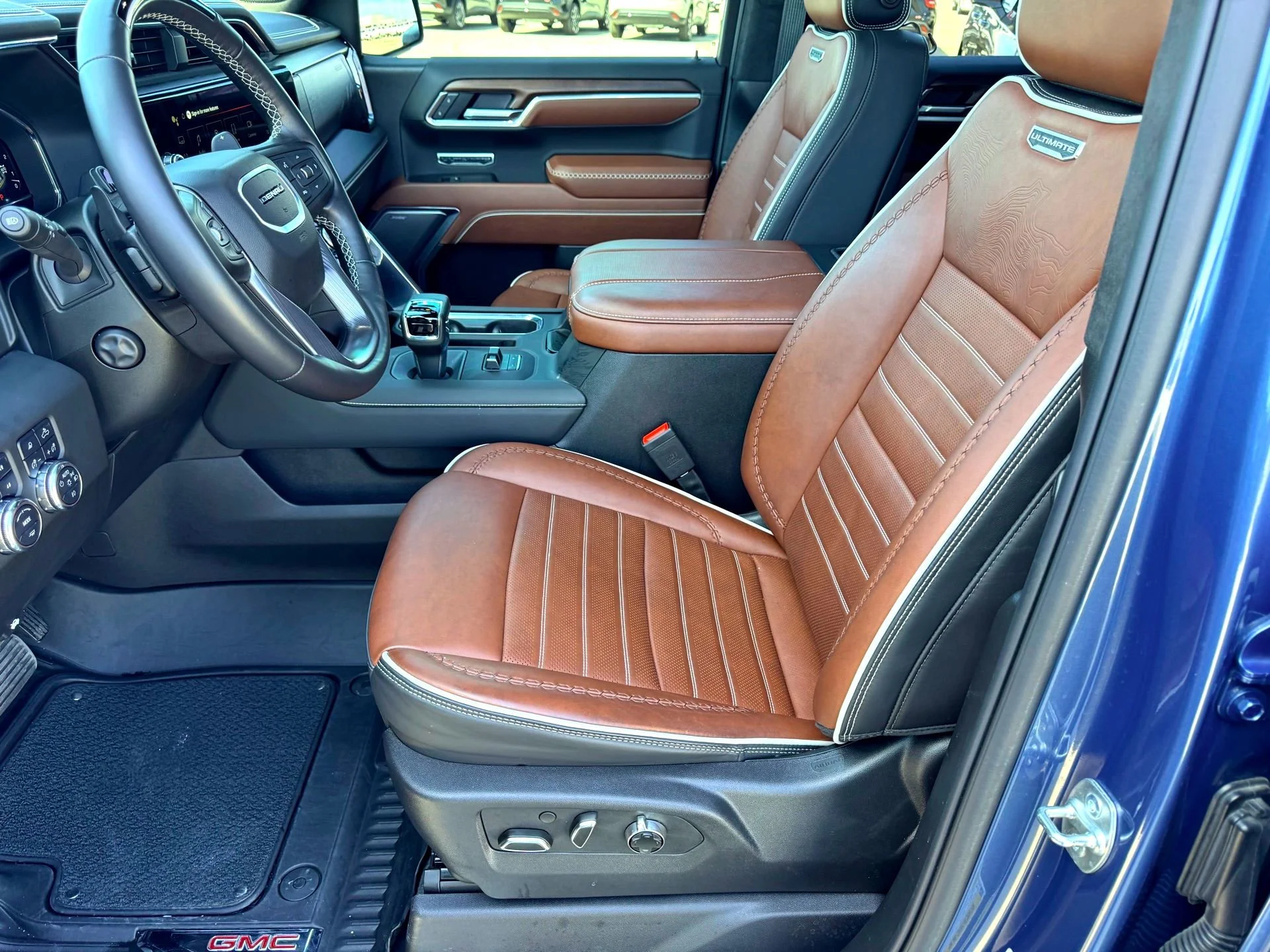 Used 2025 Downpour Metallic GMC Denali Ultimate image 13