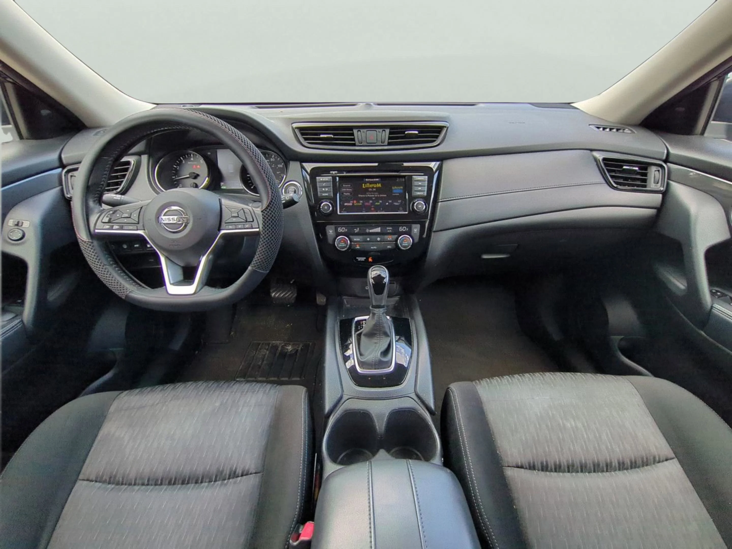 Used 2020 Caspian Blue Metallic Nissan SV image 17