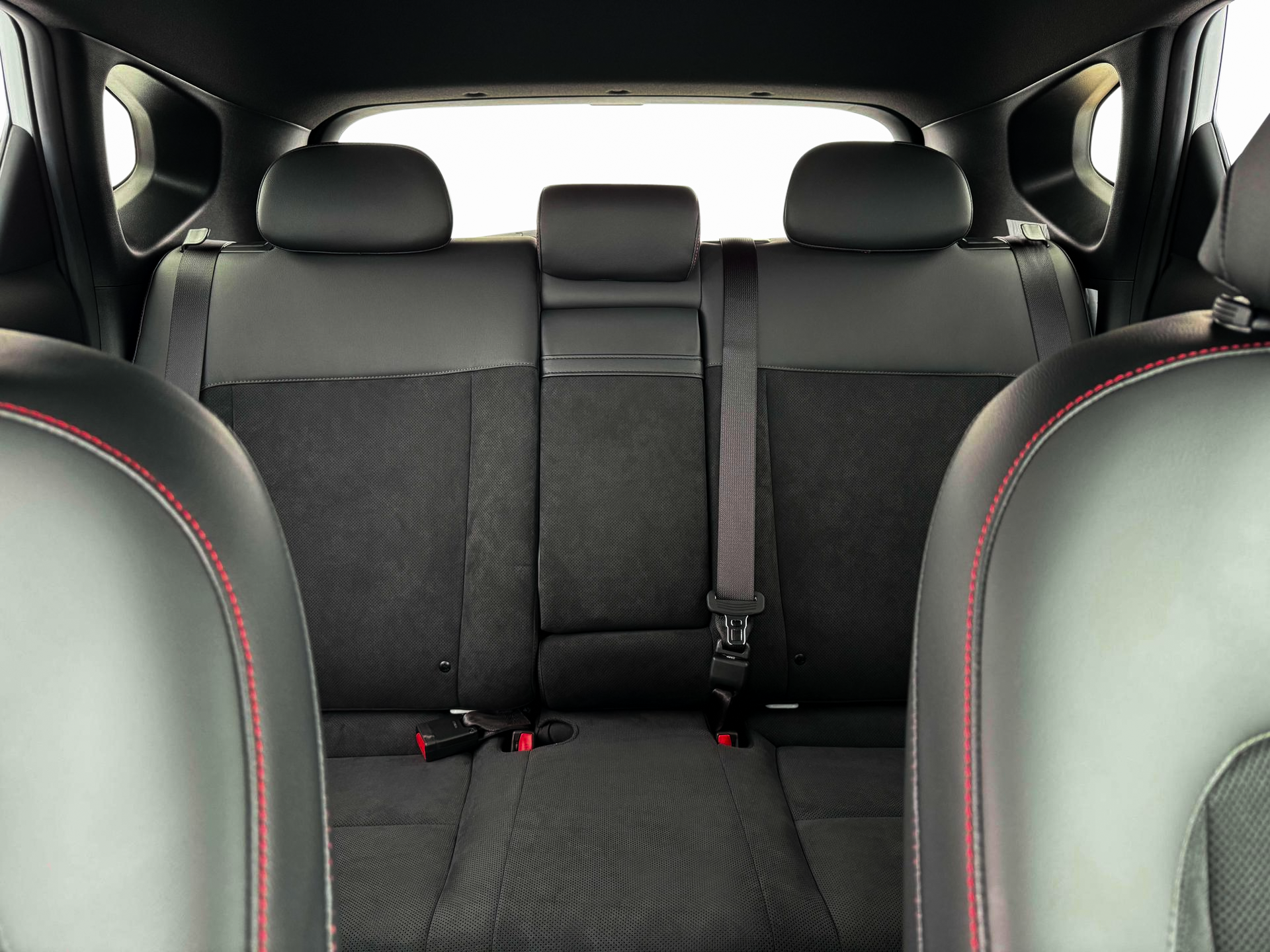 2025 Hyundai Kona N Line S - Photo 16