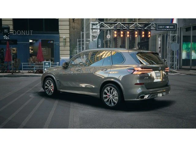 New 2026 Dravit Grey Metallic BMW xDrive50e image 2