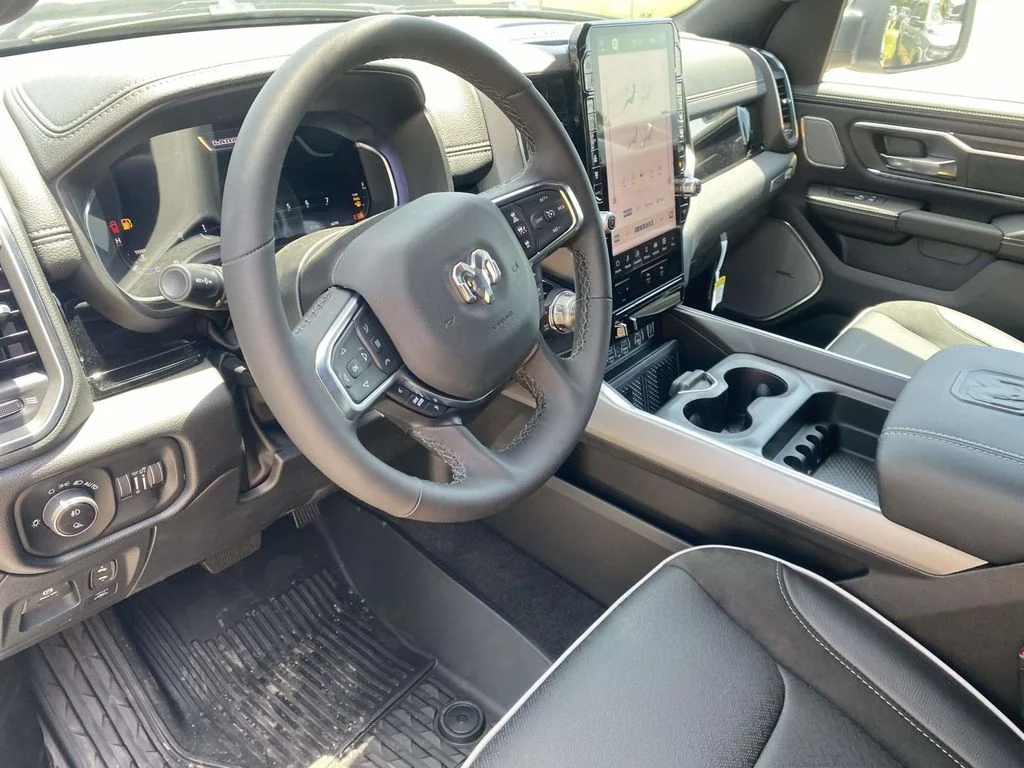 2026 RAM 1500 Laramie - Photo 18