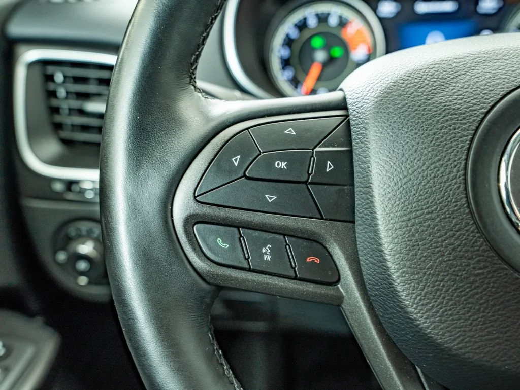 Used 2020 Hydro Blue Pearlcoat Jeep Trailhawk image 20