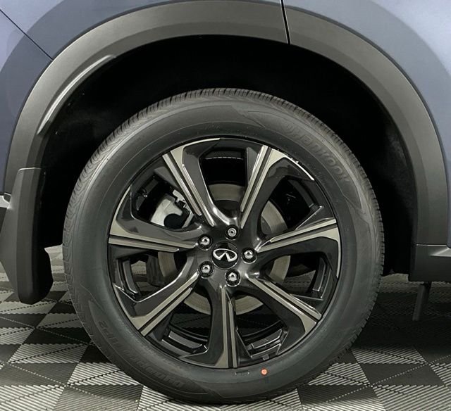 New 2027 2T MNBW BLUE INFINITI Autograph AWD image 8