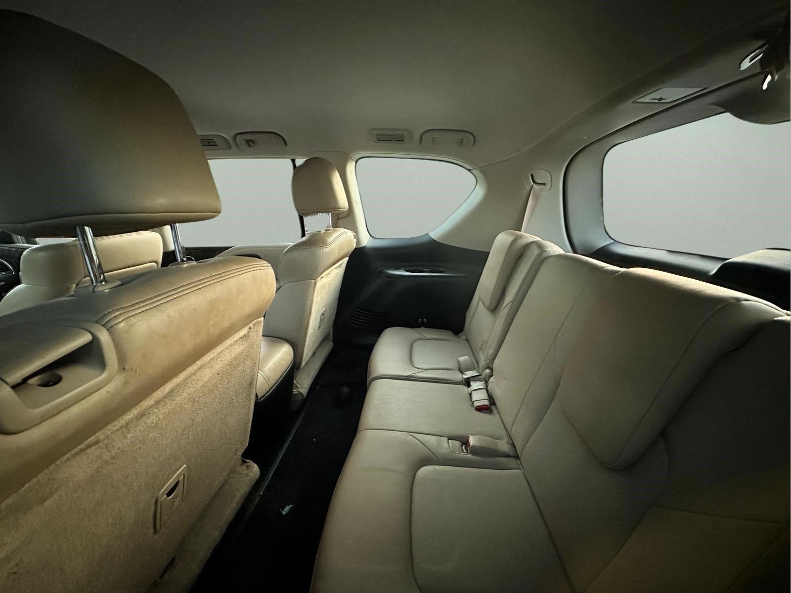 Used 2021 Super Black Nissan Platinum image 26