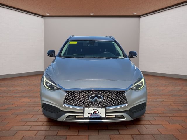 Used 2017 Silver INFINITI Luxury image 25