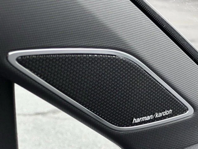 2025 Volkswagen Golf GTI SE - Photo 18