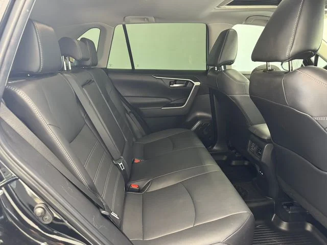 Used 2024 Midnight Black Metallic Toyota XLE Premium image 20