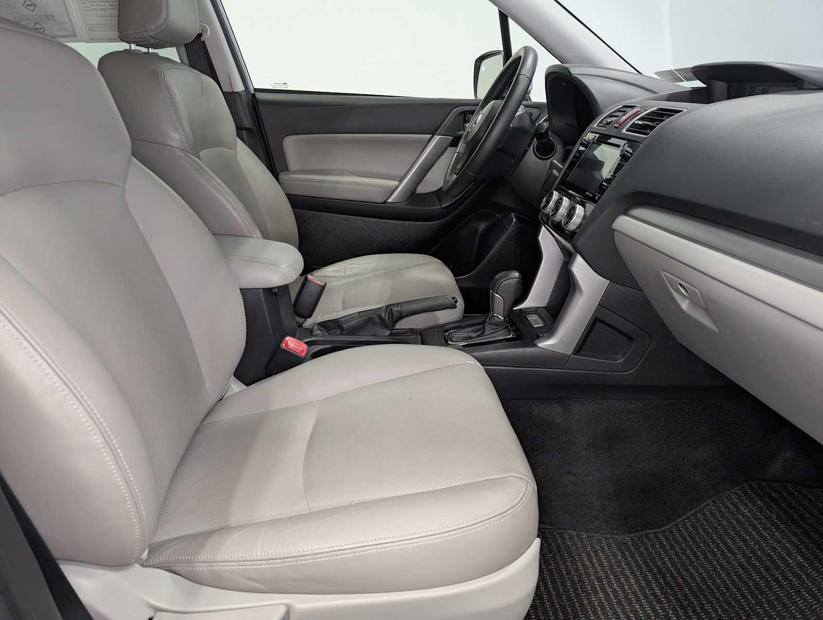 Used 2016 Ice Silver Metallic Subaru 2.5i Touring image 42