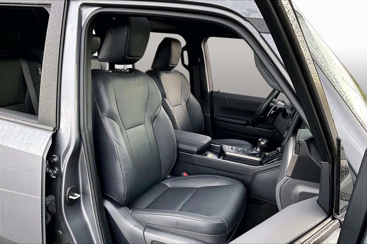 Used 2025 Nebula Gray Pearl Lexus Premium image 9