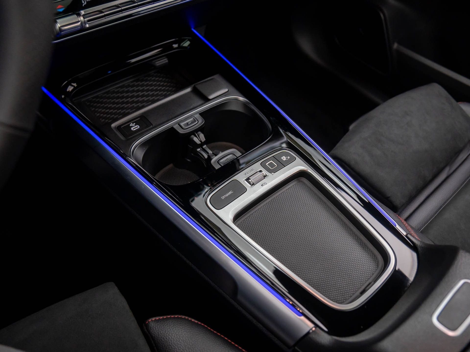 2026 Mercedes-Benz GLB AMG GLB 35 - Photo 12