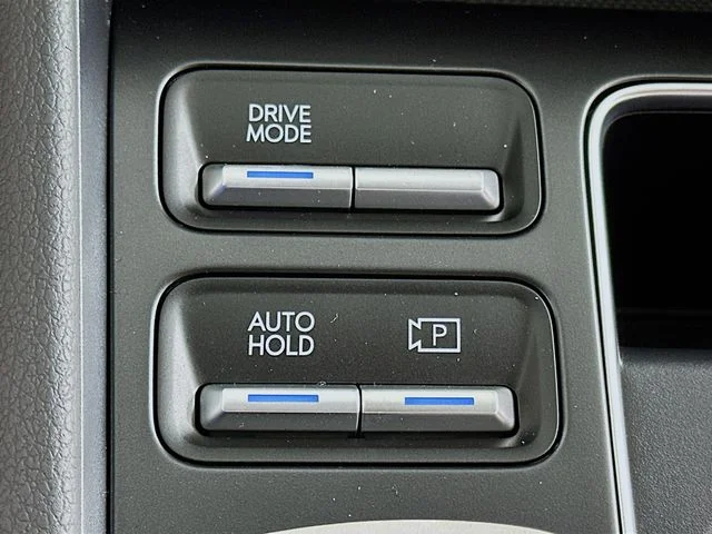 New 2025 Hyundai SONATA HYBRID SEL