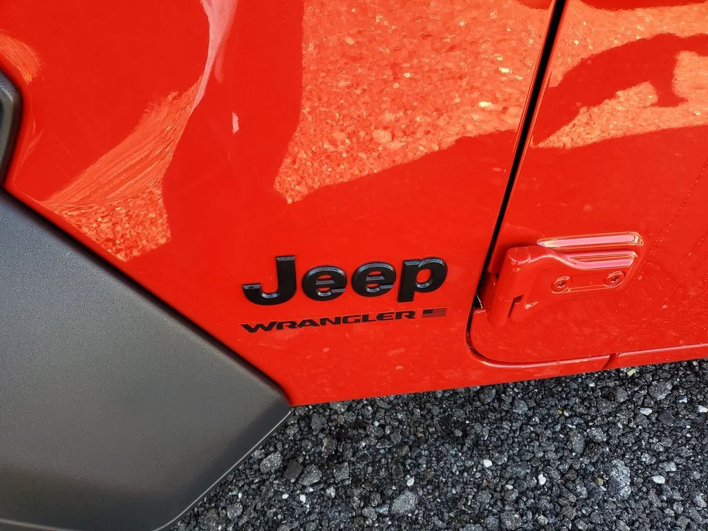 New 2026 Firecracker Red Clearcoat Jeep Sport S image 7