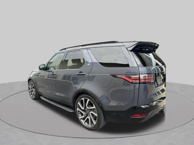 Certified Used 2025 Varesine Blue Metallic Land Rover Dynamic SE image 7