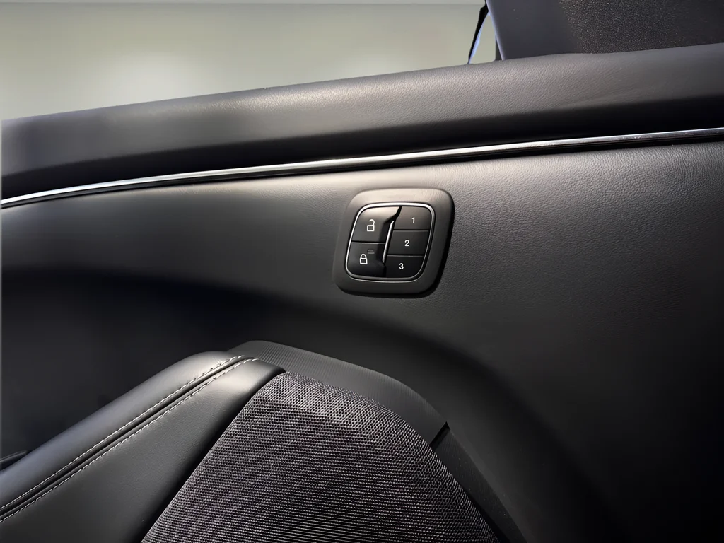 Used 2024 Gray Ford Premium image 18