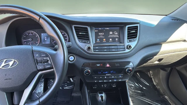 Used 2018 Black Hyundai Value image 11