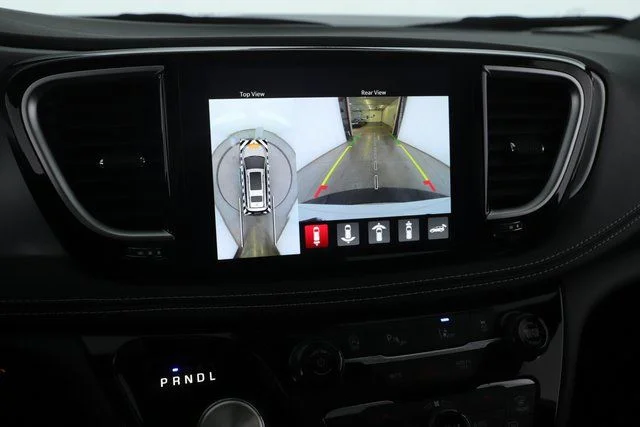 2026 Chrysler Pacifica Limited - Photo 26