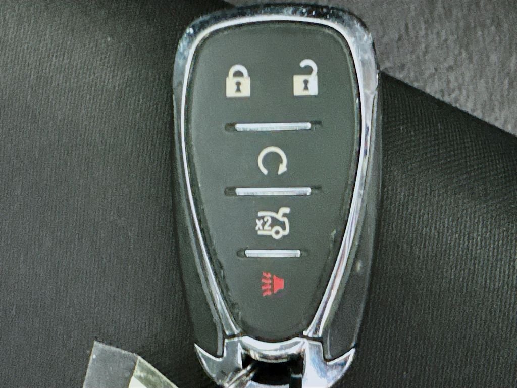Used 2024 Summit White Chevrolet LT image 36
