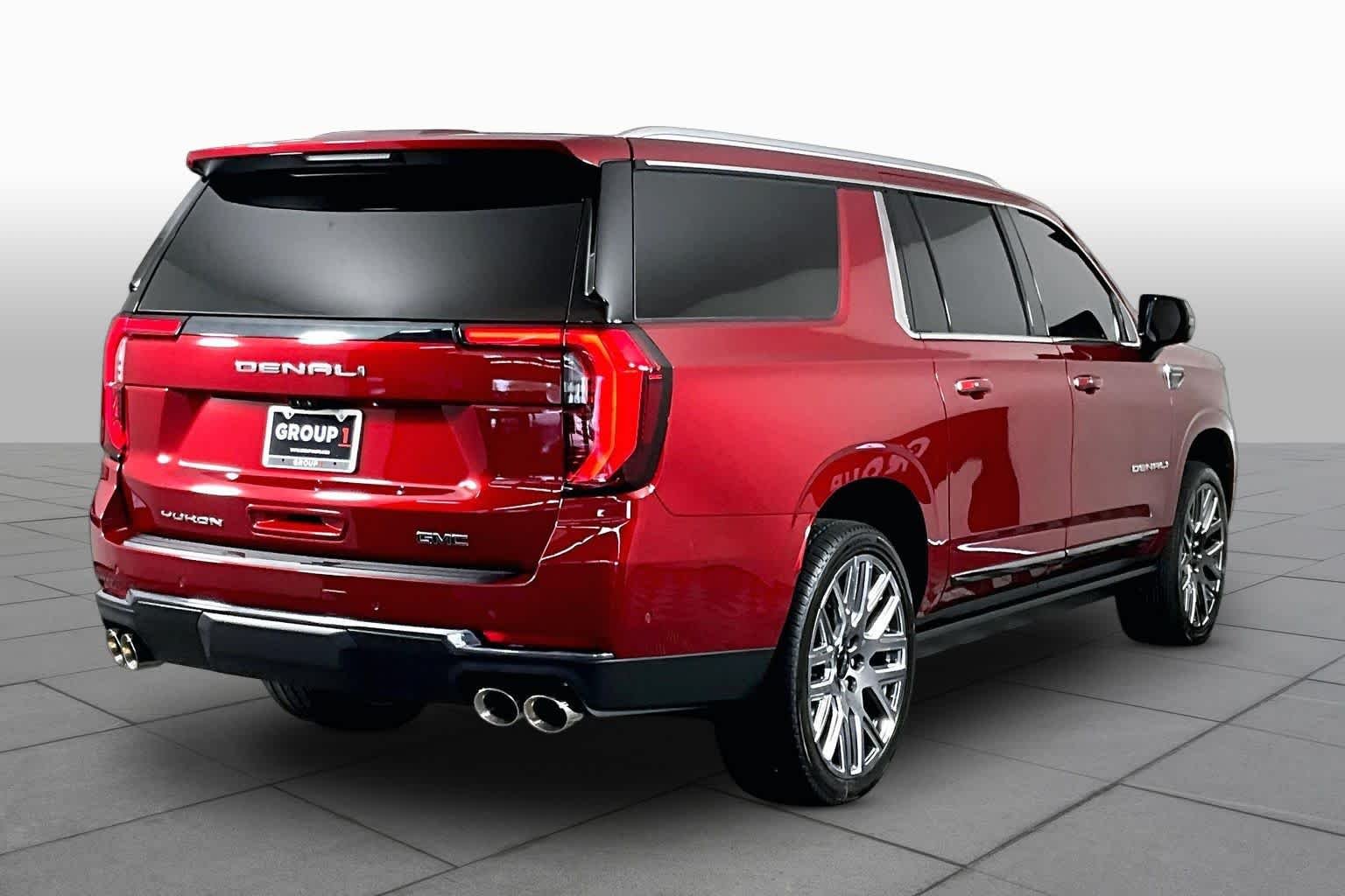2025 GMC Yukon XL Denali Ultimate - Photo 13