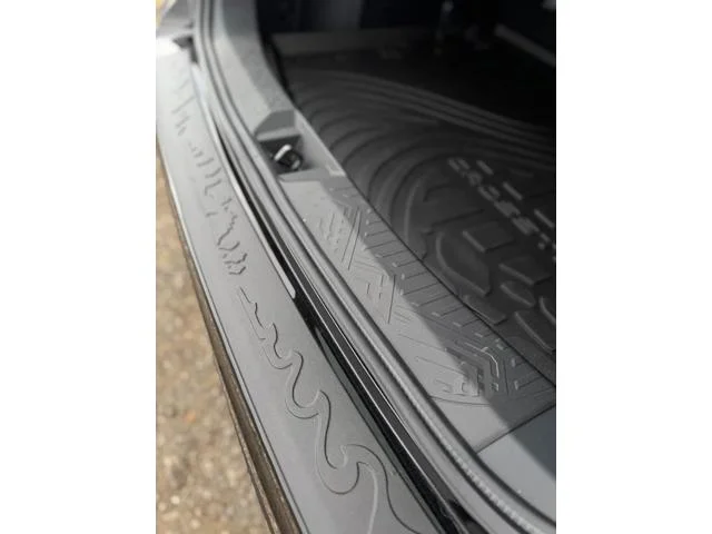 New 2026 CRYSTAL BLACK SILICA Subaru Premium image 39
