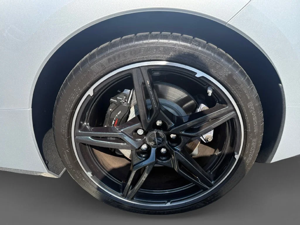 Used 2020 BLADE SILVER METALLIC Chevrolet 3LT image 8