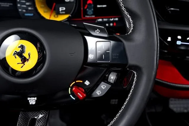 Used 2023 Bianco Avus Ferrari  image 41