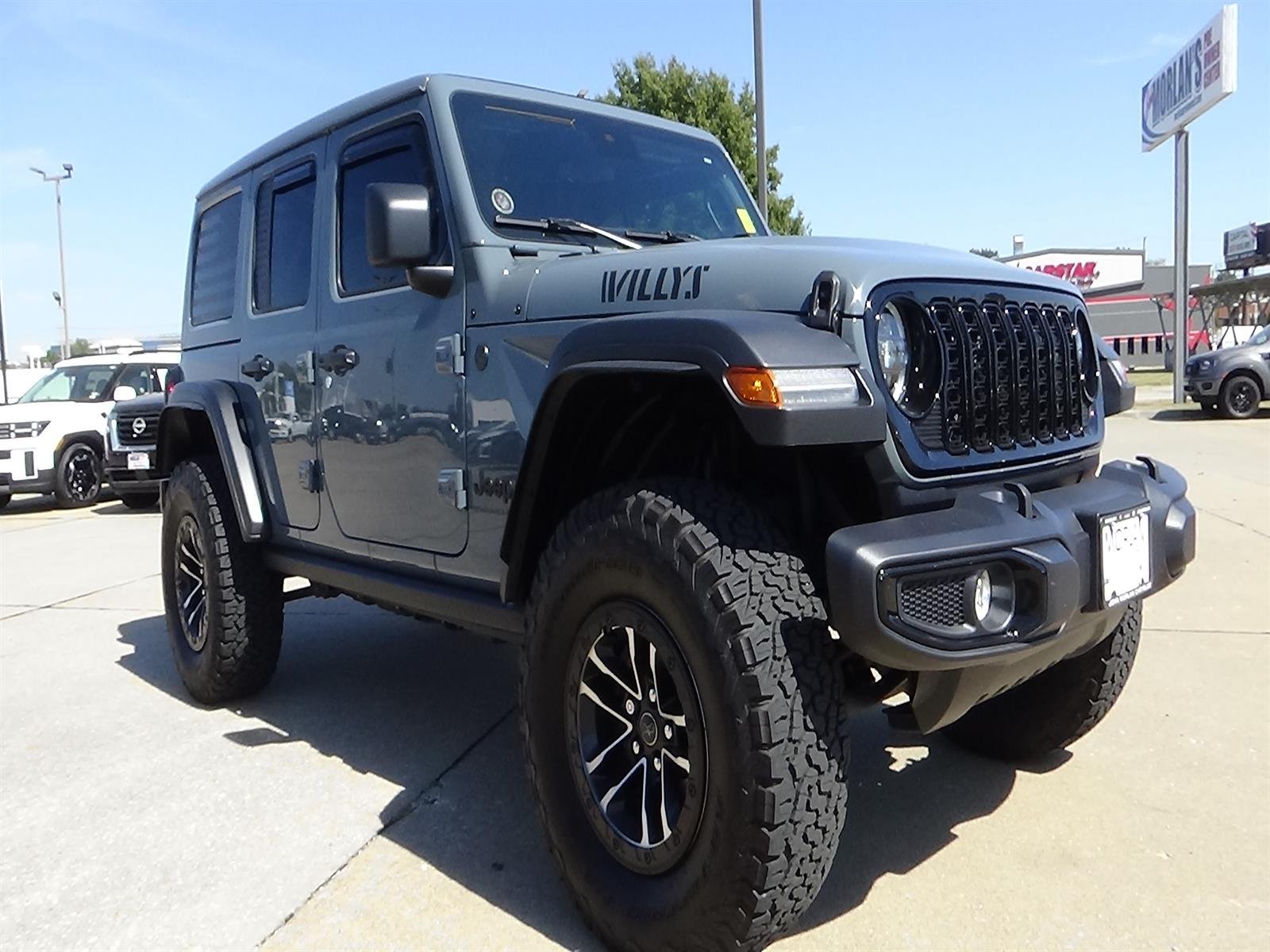 Certified Used 2024 Anvil Clear Coat (pds) Jeep Willys image 5