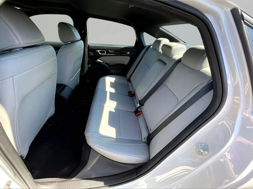 New 2026 Platinum White Pearl Honda 2WD Sport Touring Hybrid image 21