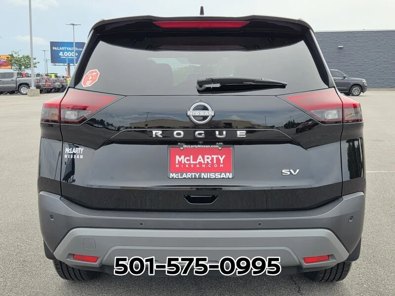 Used 2023 Super Black NISSAN FWD SV image 7