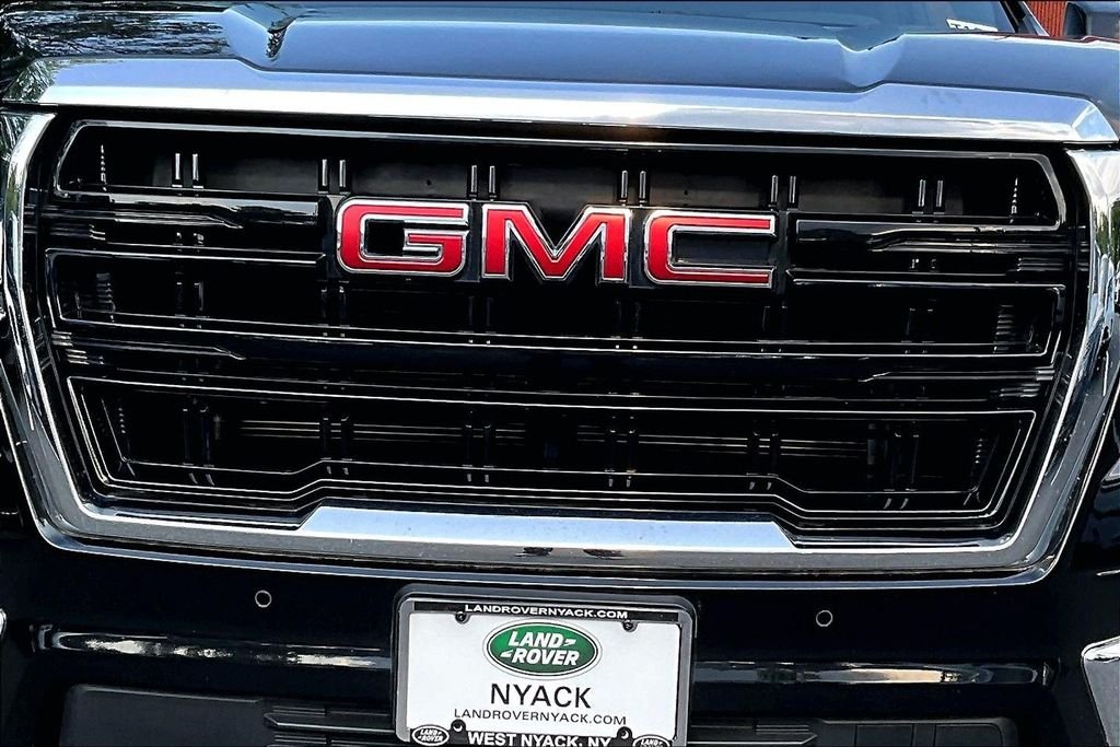 Used 2022 Black GMC SLE image 29