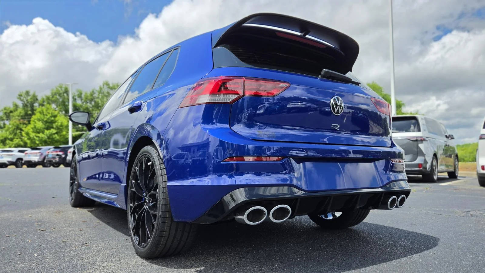New 2026 Lapiz Blue Metallic Volkswagen  image 12