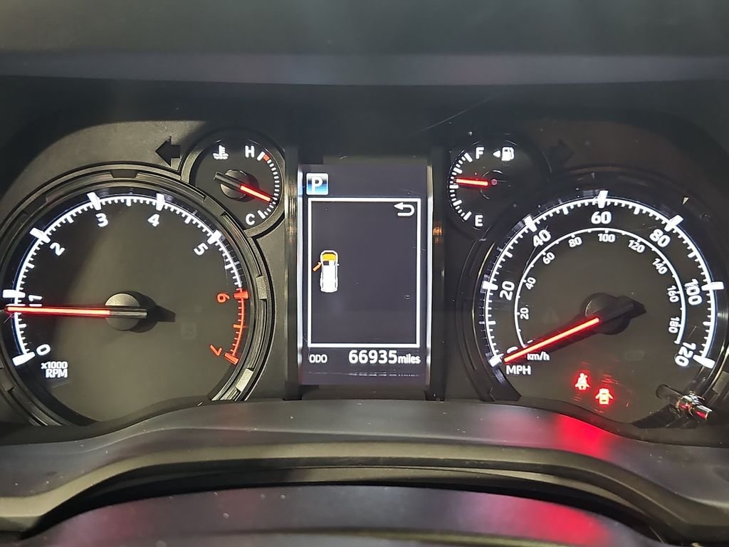 Used 2023 Blue Toyota SR5 image 21