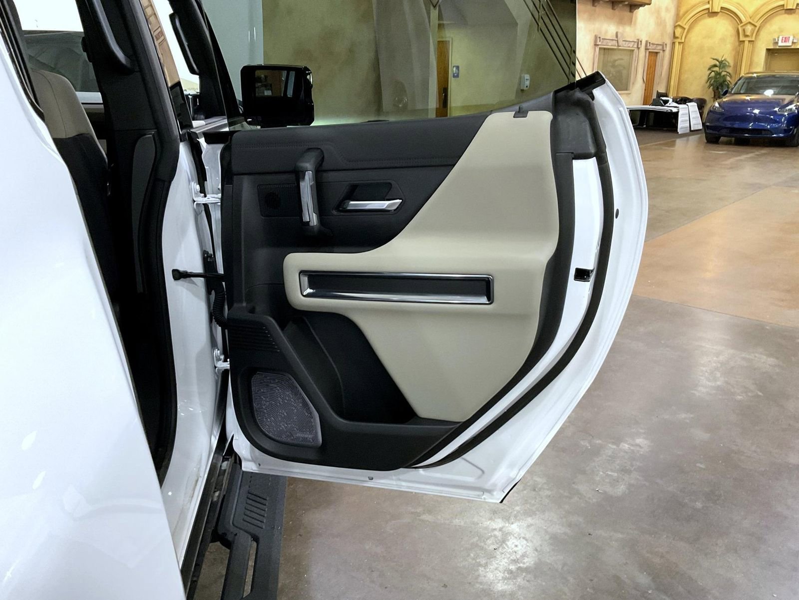 2026 GMC HUMMER EV 3X - Photo 17
