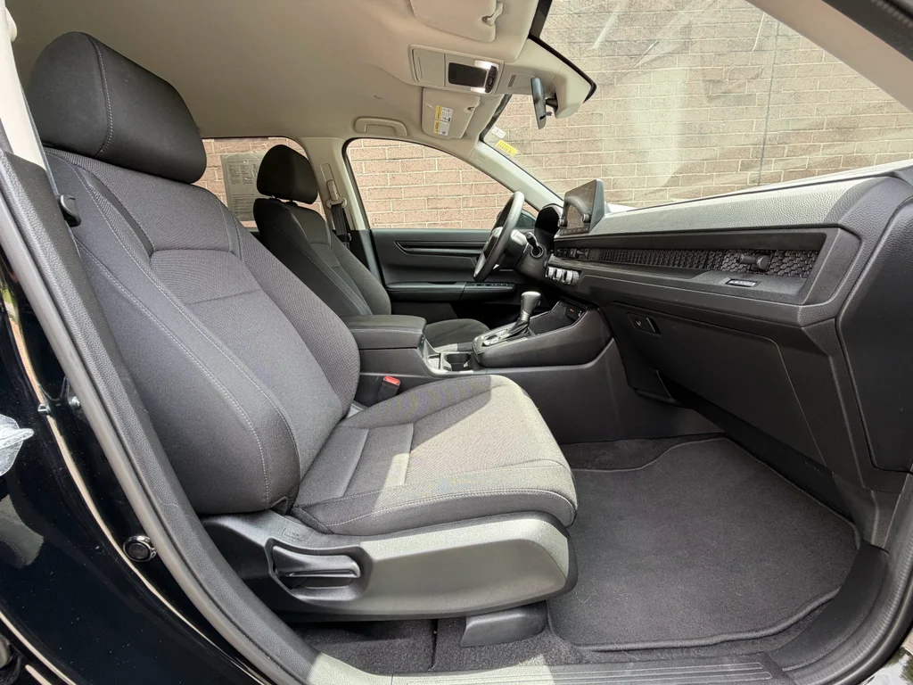 Used 2025 Crystal Black Pearl Honda LX image 19