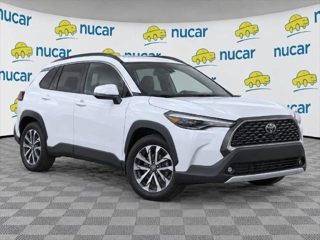 Certified Used 2023 WIND CHILL PEARL* Toyota  image 1