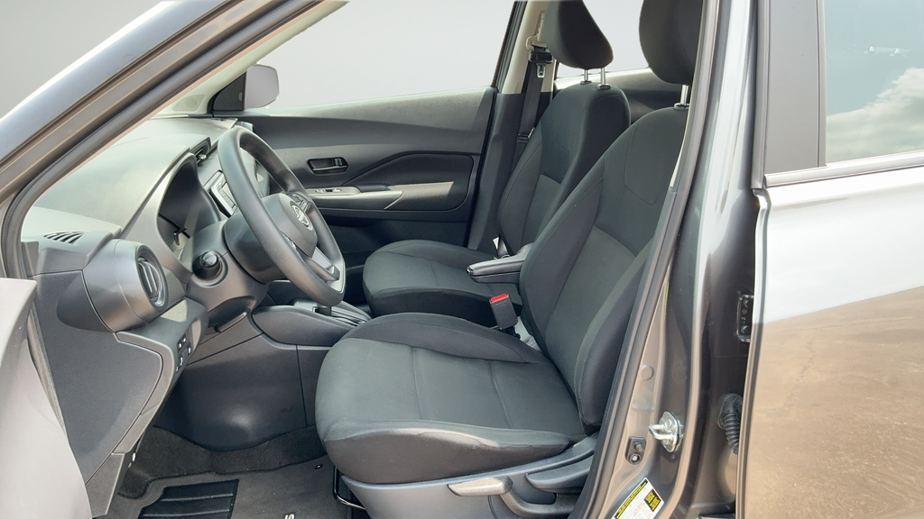 Used 2024 Gun Metallic Nissan S image 17