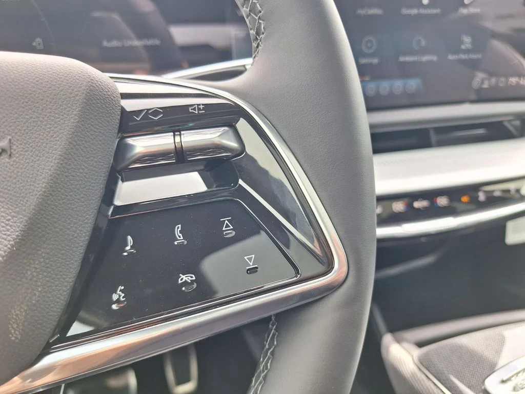 2026 Cadillac OPTIQ Sport - Photo 21