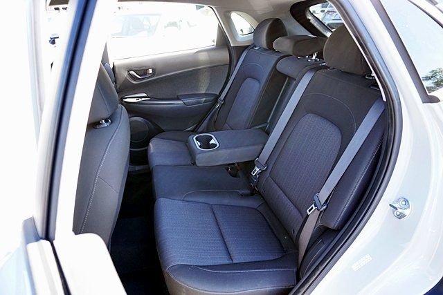 Used 2023 Silver Hyundai SEL image 15