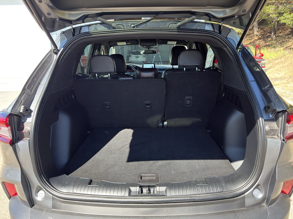 2025 Ford Escape ST-Line - Photo 10