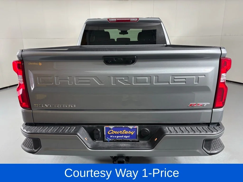 Used 2026 Gray Chevrolet RST image 9