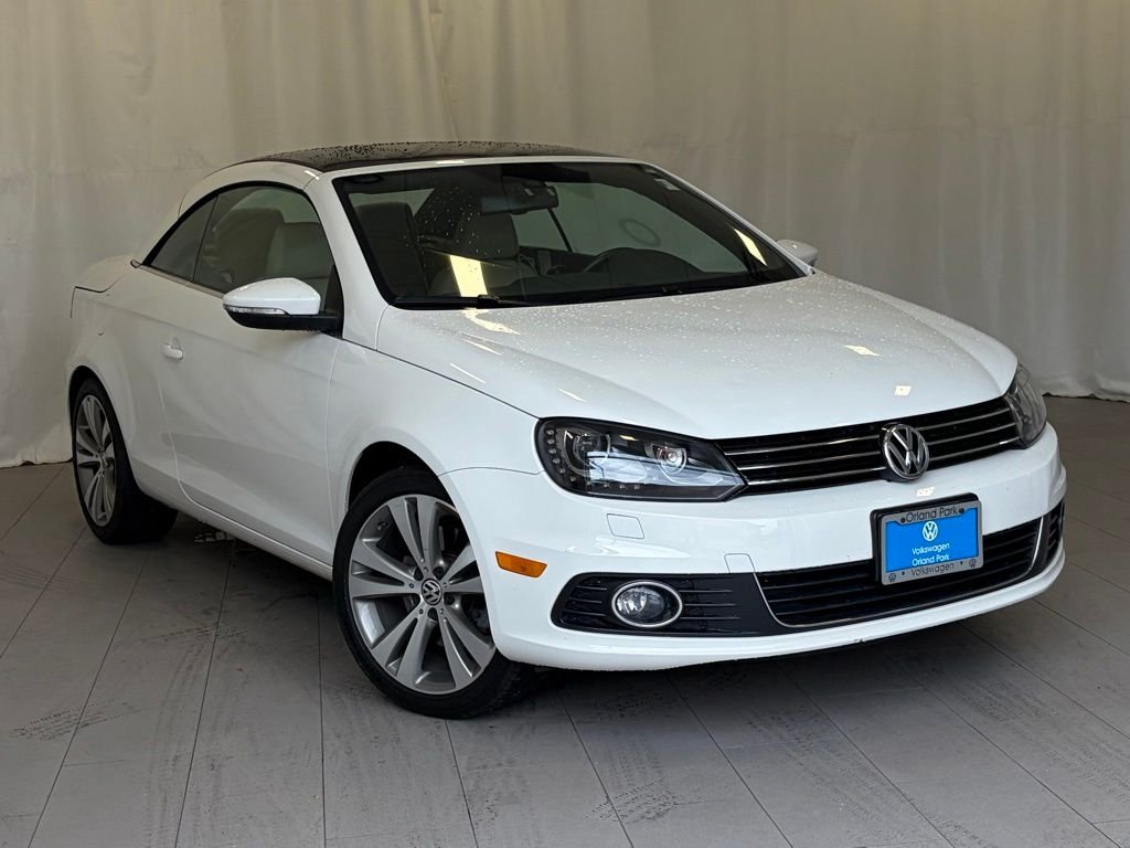 Used 2013 Candy White Volkswagen Lux image 35
