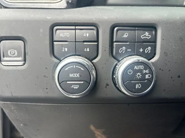 Used 2024 Thunderstorm Gray GMC AT4 image 13