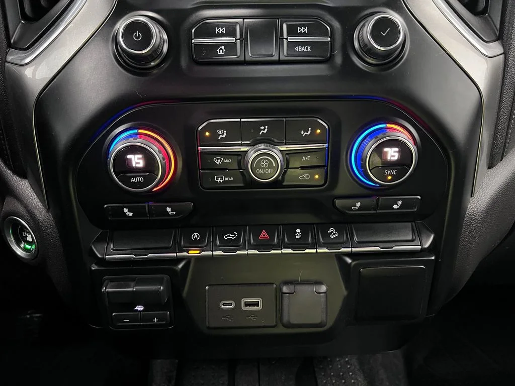 Used 2019 Shadow Gray Metallic Chevrolet RST image 14