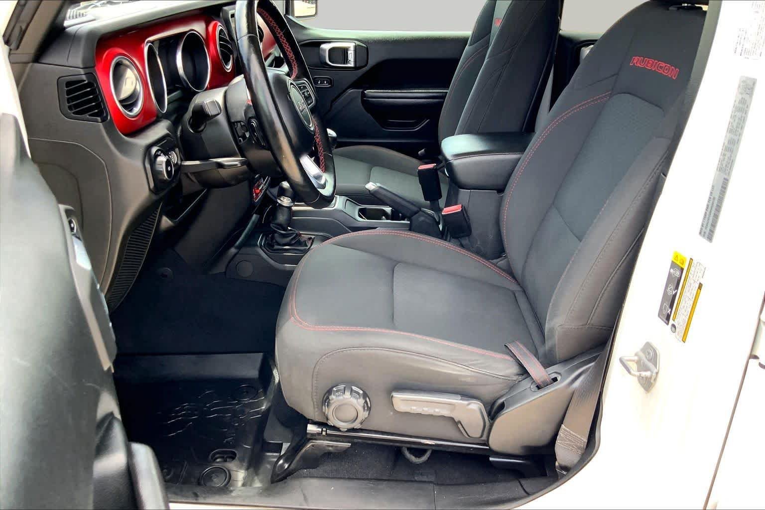 Used 2021 Bright White Clearcoat Jeep Unlimited Rubicon image 7