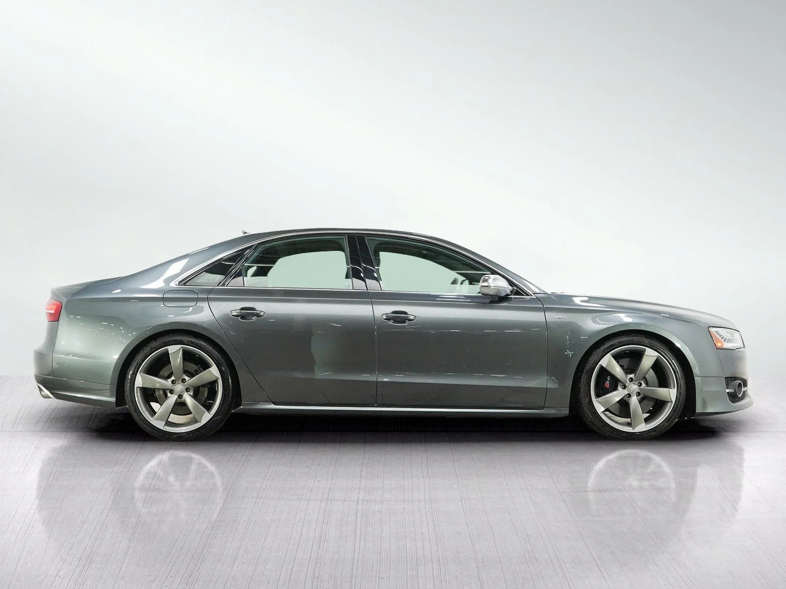 Used 2015 Daytona Gray Pearl Audi 4.0T image 7