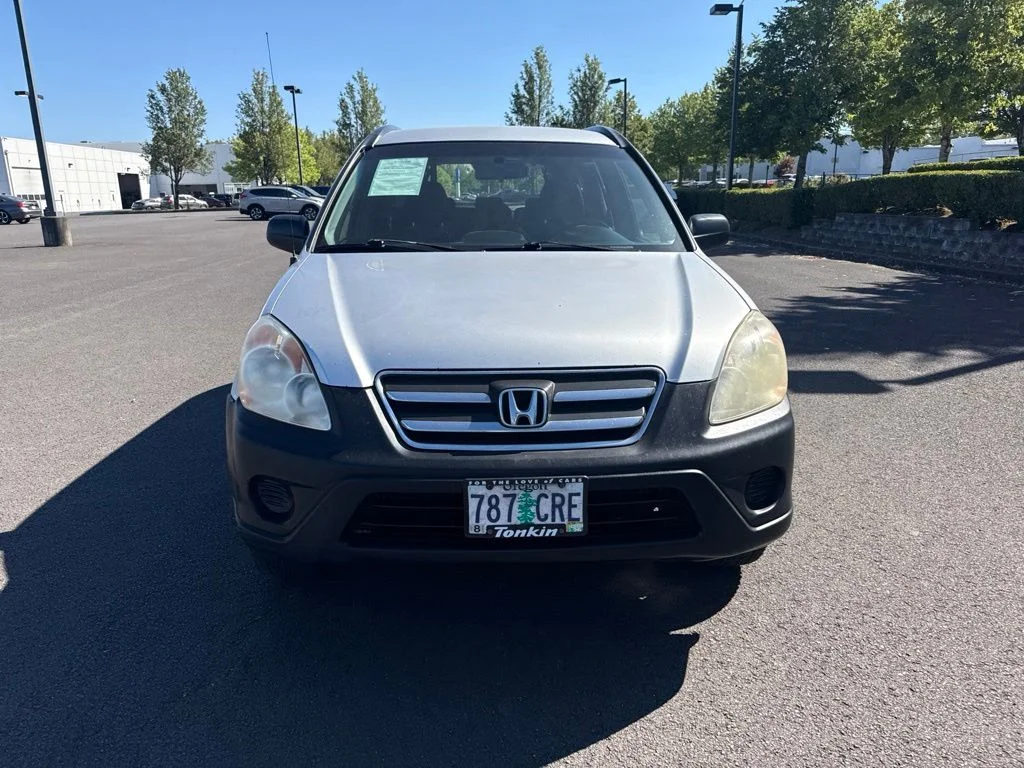 Used 2006 Alabaster Silver Metallic Honda LX image 2