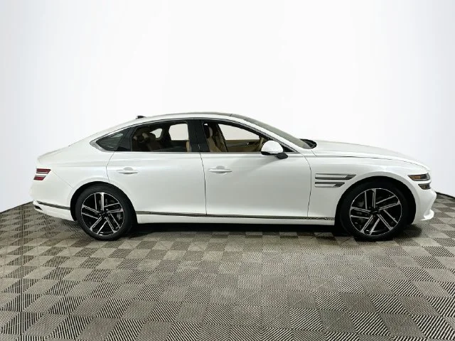 New 2027 White Genesis 2.5T Advanced image 3