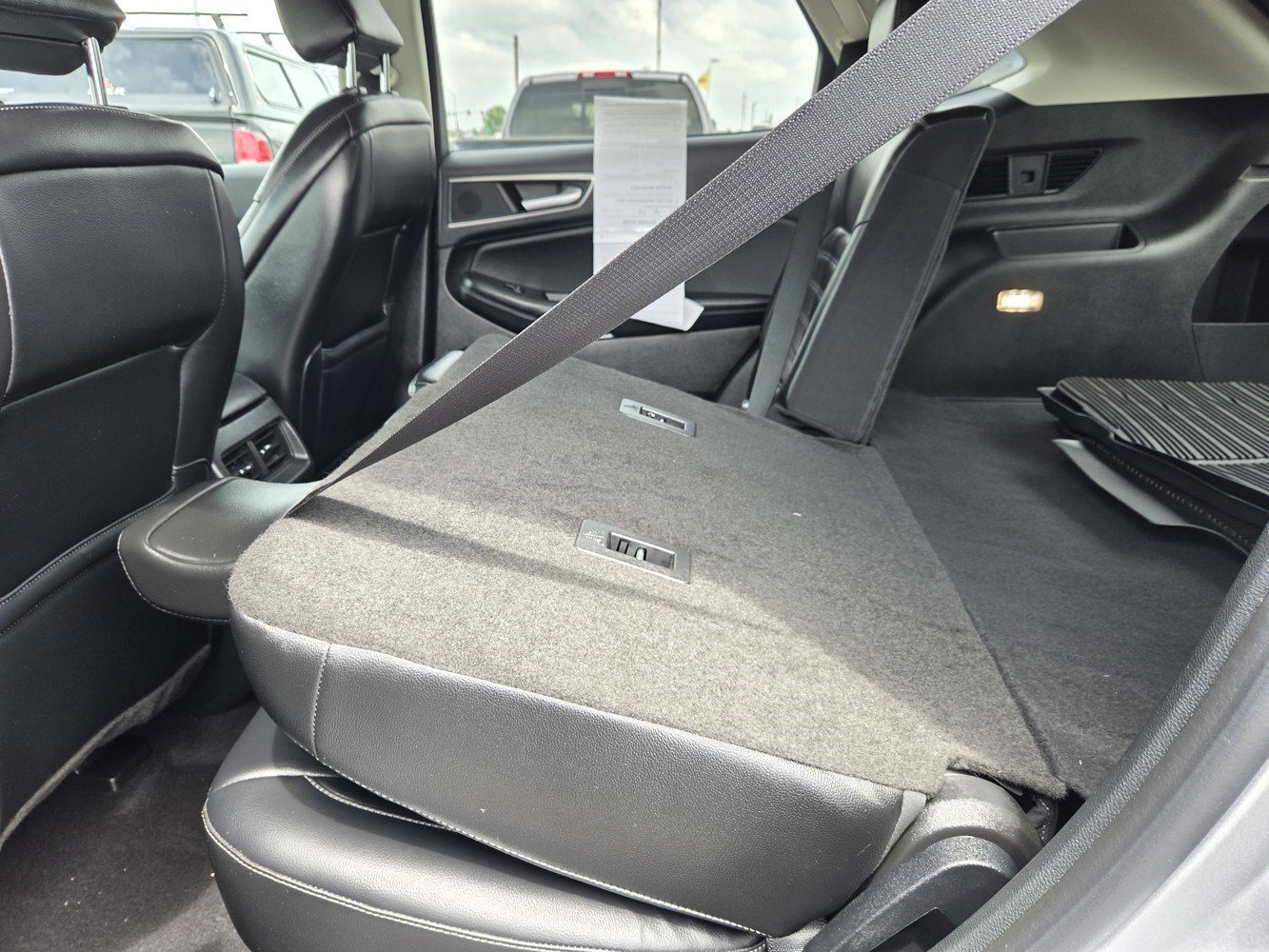 Used 2023 Silver Ford SEL image 35