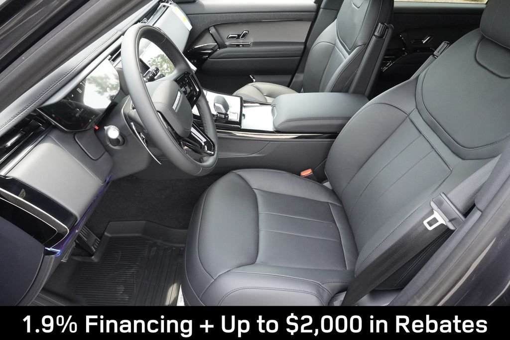 New 2026 Carpathian Grey Land Rover Dynamic SE image 19